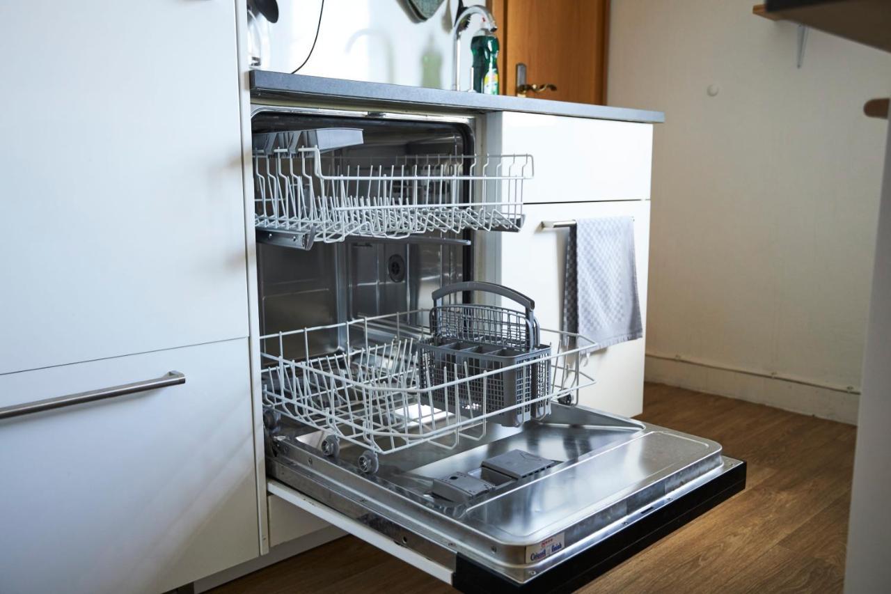 Grosszuegiges Apartment Nahe Frankfurt Rote Warte Bagian luar foto